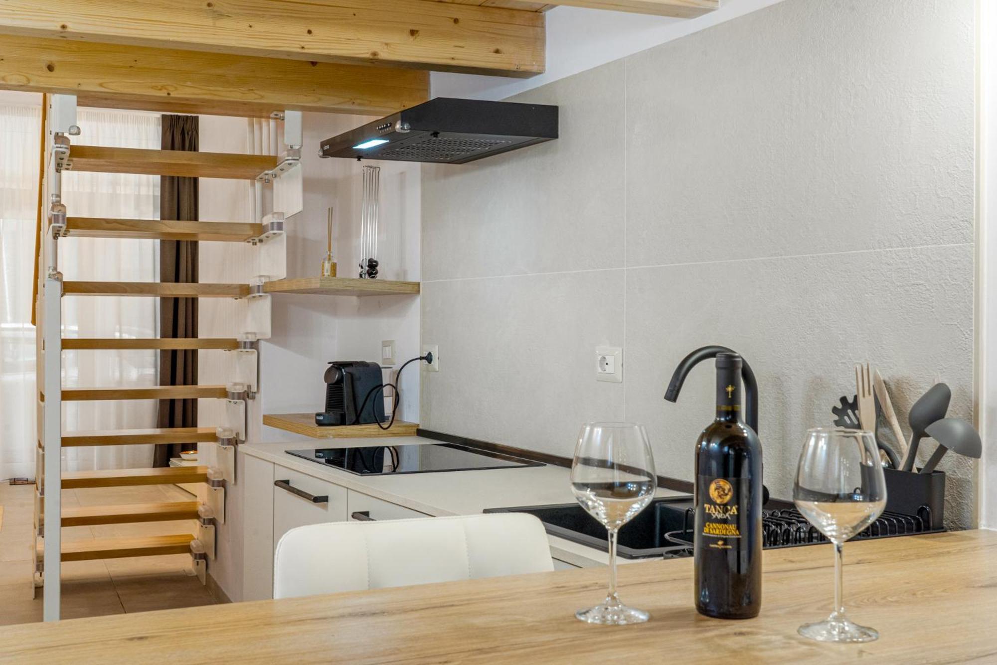New 2024 Urban 48 Villa Cagliari Luaran gambar