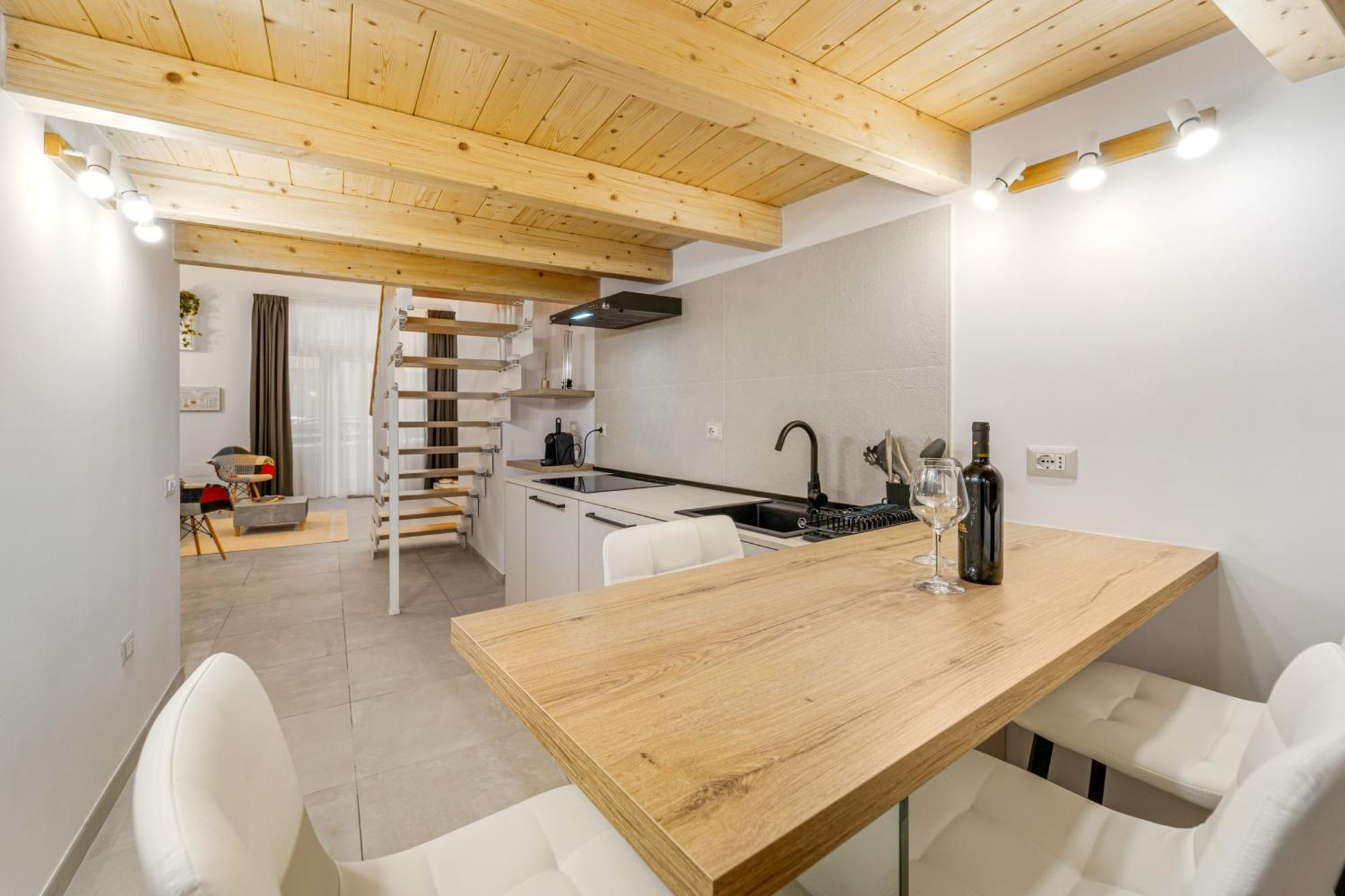 New 2024 Urban 48 Villa Cagliari Luaran gambar